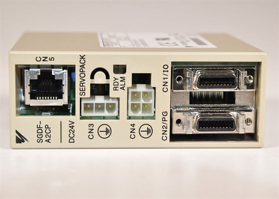 Nouveau dans la boîte d'origine AC Servo Amplificateur Yaskawa SGDF-A2CP 24V