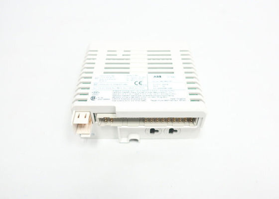 ABB DI890 3BSC690073R1 Interface de sécurité intrinsèque Canaux isolés galvaniquement individuellement
