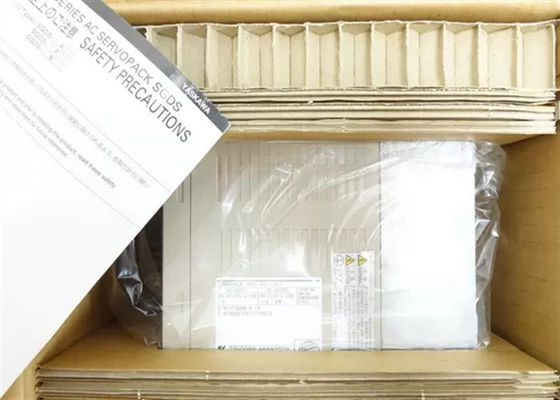 Yaskawa SGDS-20A01A Servo amplificateur à courant alternatif 230V Voltage en original