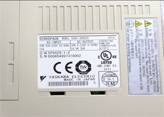 Yaskawa tout neuf SGDS-30A02A 230V AC Servo Amplificateur dans l'original