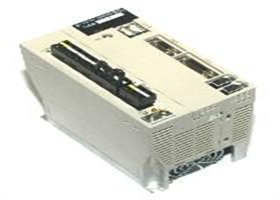 Yaskawa SGDS-50A15A AC Servo Amplificateur 200V Voltage tout neuf