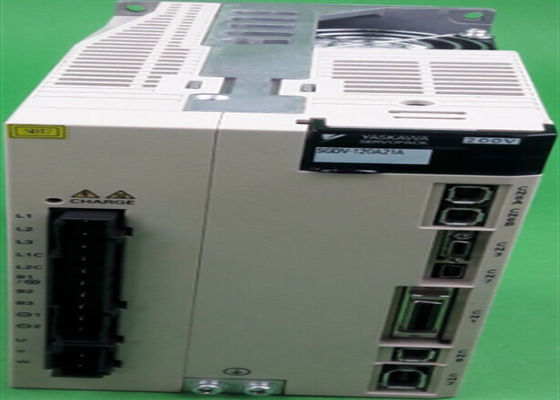 Tout neuf Yaskawa SGDV-120A21A AC Servo Amplificateur original boîte