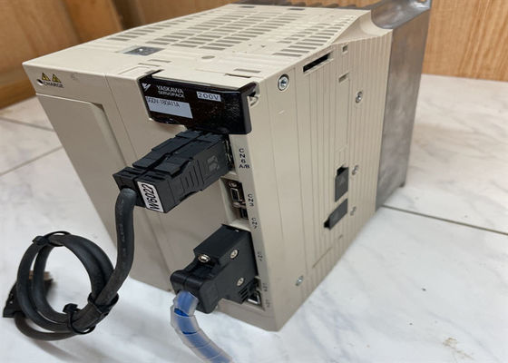 Marque Yaskawa SGDV-180A11A Servo amplificateur à courant alternatif 200V Nouveau original