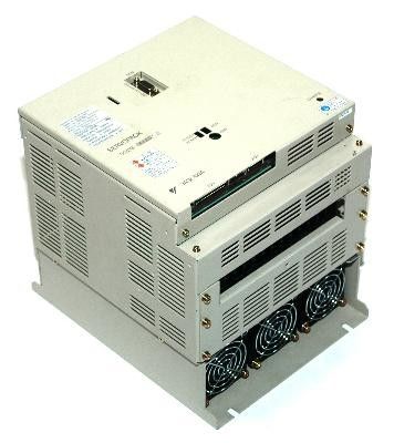 Yaskawa SGDB-07ADM Servo-entraînement à courant alternatif 0,7 kW 200V 1,0 à 5,0 kW Contrôle de la position de la vitesse