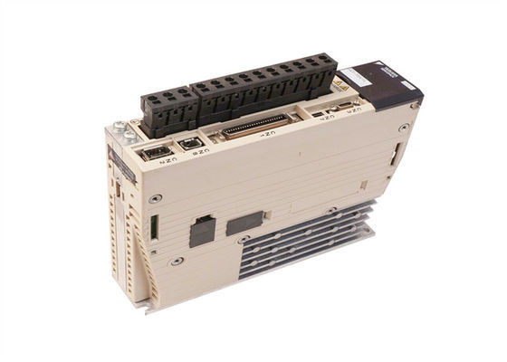Yaskawa tout neuf SGDV-1R6A01A AC Servo entraînements dans la boîte d'origine