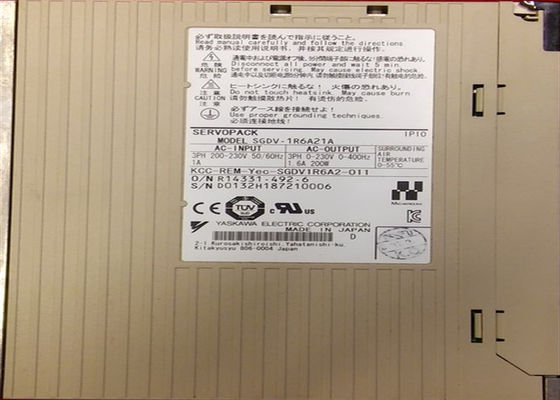 Yaskawa SGDV-1R6A21A Servo amplificateur à courant alternatif 220V 0.2kw Nouveau original