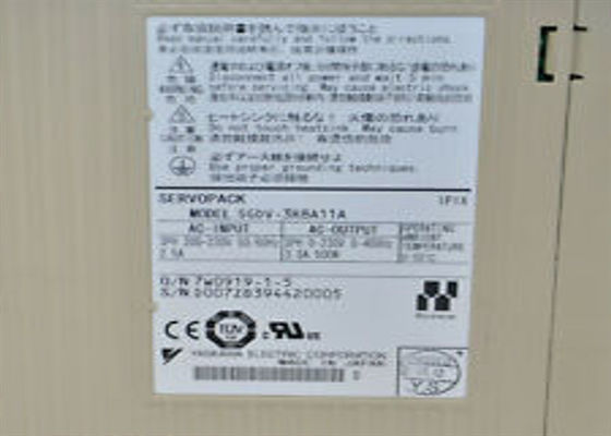Le servo-amplificateur Yaskawa SGDV-3R8A11A est tout neuf, original en boîte.