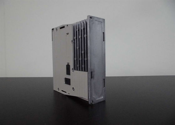 Yaskawa SGDV-R70A01A Servo Amplificateur AC 220V Nouveau original dans la boîte