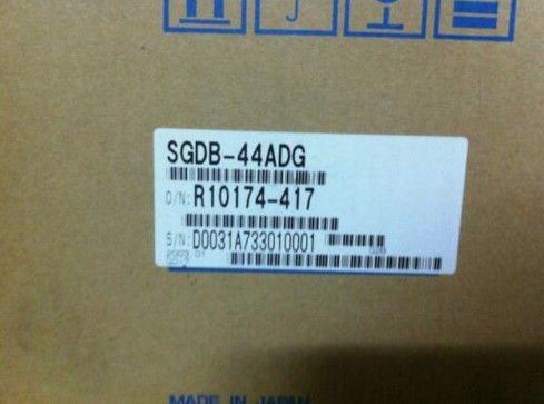 Yaskawa SGDB-44ADG train à impulsion biphasé avec différence de phase de 90° Servo Drive 4.4KW