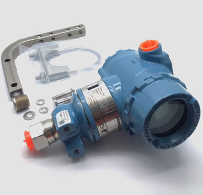 L'émetteur de pression en ligne de l'émetteur-récepteur à gauge est un émetteur-récepteur de pression en ligne.