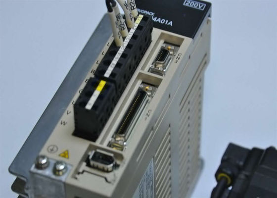 Yaskawa SGDS-60A01A AC Servo Amplificateur tout neuf dans la boîte d'origine