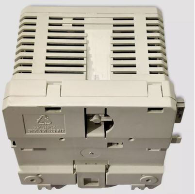 ABB DO820 3BSE008514R1 Relais de sortie numérique 8 ch Module I-O 0,3 kg