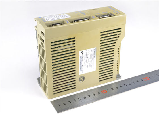Yaskawa SGDE-02BP AC Servo Amplificateur tout neuf dans la boîte originale
