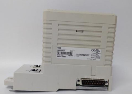 Le module de communication d'interface est un module de communication de type IEC 61850.