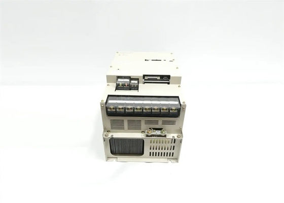 SGDH-1AAE Servo Drive Yaskawa tout neuf dans la boîte d'origine 230V