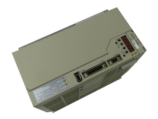 Tout nouveau moteur Yaskawa SGDH-50AE Sigma dans la boîte originale
