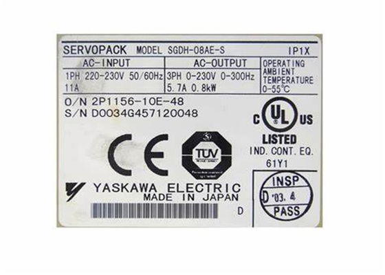 Le servo-amplificateur SGDH-08AE-S de Yaskawa est neuf dans la boîte d'origine.