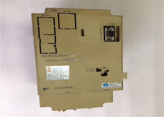 Marque Yaskawa SGDB-02ADB Nouveau servo-entraînement AC nouveau dans la boîte d'origine