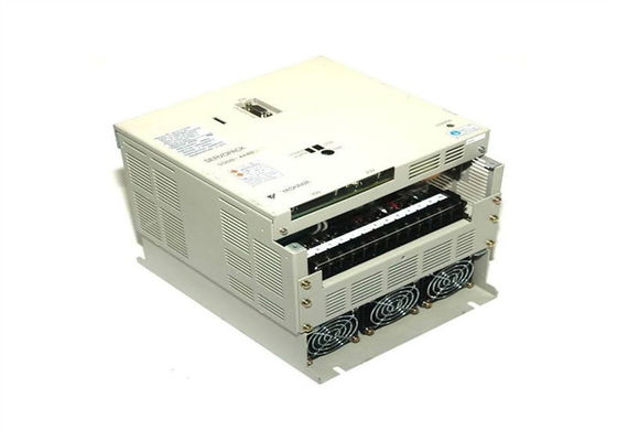SGDB-44ADS Yaskawa Servo Industrial Drive tout neuf et original