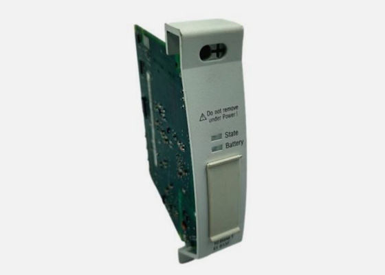 Le module de communication de base est un module de communication basé sur la base de données.