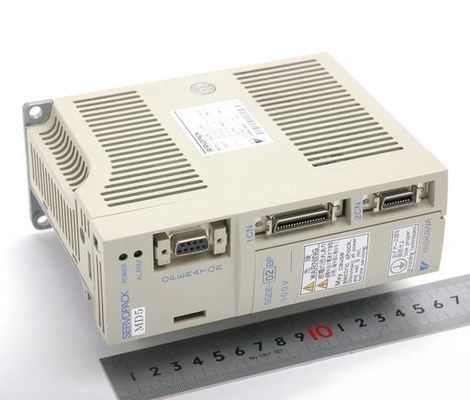 Yaskawa SGDE-08AS 1 Phase 4.4A 200V 750W 1HP Contrôle du couple de vitesse Servo-conducteurs AC