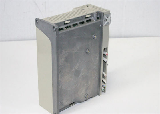 La marque Yaskawa SGD-01AN AC Servo Drive est une nouvelle série de servo pack.