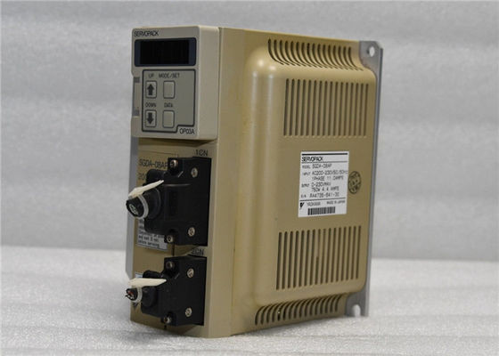 Servo entraînements série SGDA-08AP Yaskawa tout neuf dans la boîte d'origine