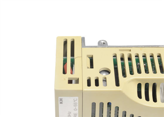 SGD-A5BH Yaskawa AC Servo Drive série originale tout neuf dans la boîte