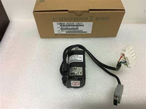 Yaskawa SGMAH-01BBAB1 30 VAC de 30 W à 1,5 k W Type d'alimentation à haute vitesse à 17 bits absolu