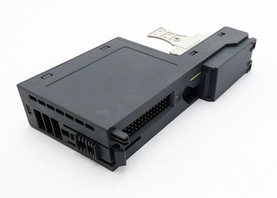 ABB DC541-CM 1SAP270000R0001 AC500 Module de fonctionnement d'automatisation distribuée