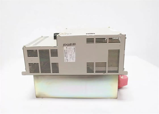 Yaskawa SGDB-1AADG SGDB série Servo Drive Nouveau original dans la boîte