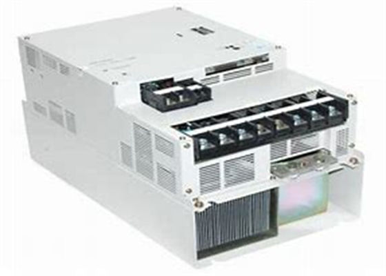 SGDB-1EADG Yaskawa Brand Servo Drive Nouveau dans la boîte d'origine 200V