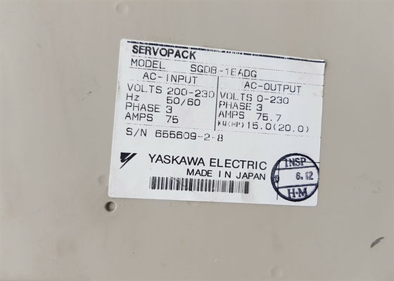 SGDB-1EADG Yaskawa Brand Servo Drive Nouveau dans la boîte d'origine 200V