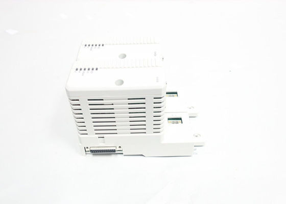 ABB 3BSE031155R1 BC810K02 Module de communication de l'unité d'interconnexion CEX-bus