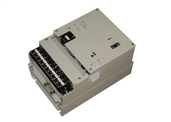 Yaskawa tout neuf Servo Drive SGDB-60ADG 230V dans la boîte