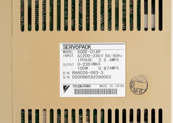 Yaskawa SGDE-01AP Servo entraîneur industriel tout neuf dans la boîte d'origine