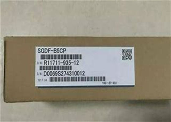 Marque Yaskawa SGDF-B5CP Servo Drive Industrie Nouveau dans l'original