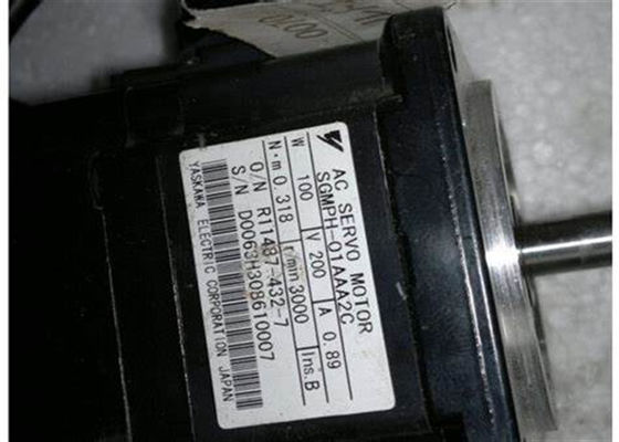 Nouveau SGMPH-01AAA2C AC Servo Motor Yaskawa toute nouvelle boîte d'origine