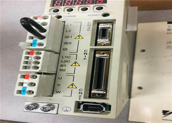 Yaskawa SGDH-02AE-0Y Sigma série 2 Servo entraînements Original Nouveau