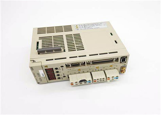 Yaskawa Sigma série 2 Servo Drive SGDH-A3BE tout neuf dans la boîte