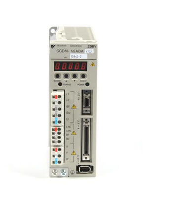 SGDM-A5ADA Yaskawa Sigma série II Servo Amplificateur Nouveau Original