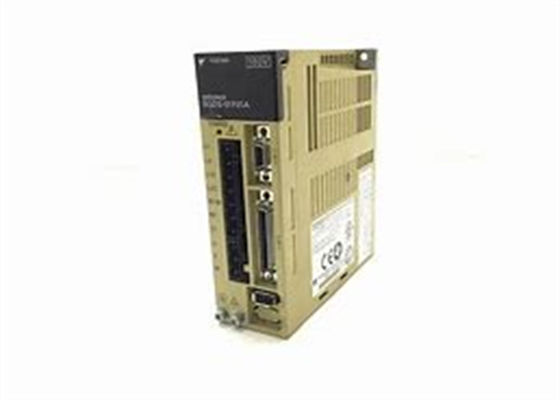 Yaskawa SGDS-01F01A Tout neuf AC Servo entraînements dans la boîte d'origine