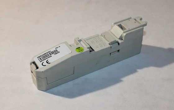 ABB 3BSE008534R1 TB805 Unité de terminaison du module de sortie de bus 0,046 kg