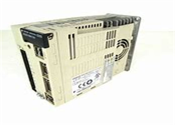 Yaskawa SGDS-08A12A Sigma série 3 AC Servo Drive tout neuf