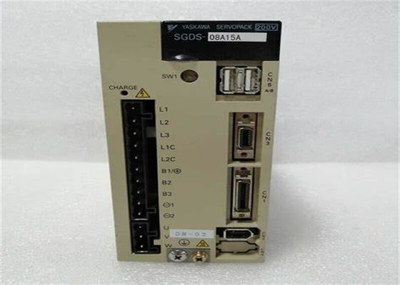 SGDS-08A15A Yaskawa Servo Drive tout neuf dans la boîte d'origine 0,75kw