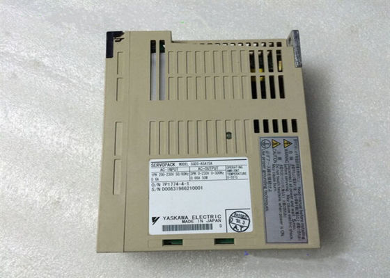 Yaskawa AC Servo Drive tout neuf SGDS-A5A15A dans la boîte d'origine