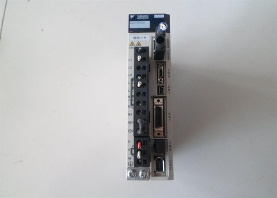 Yaskawa SGDV-1R6A25A 200V AC Servo Drive toute nouvelle boîte originale