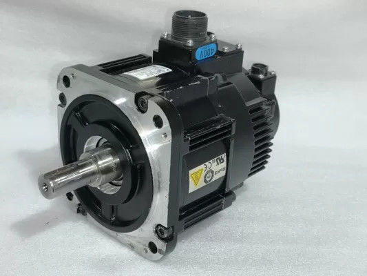 Yaskawa SGMGV-44NDB6C tout neuf AC Servo moteur dans la boîte d'origine