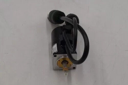 Yaskawa SGMAH-A3AAAJ36C Servo moteur toute nouvelle industrie dans boîte