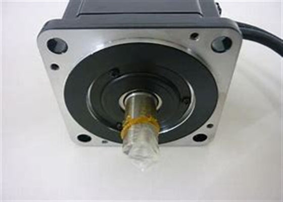 Yaskawa Servo Moteur SGMPH-02ACA-SW11 Industrie tout neuf dans la boîte